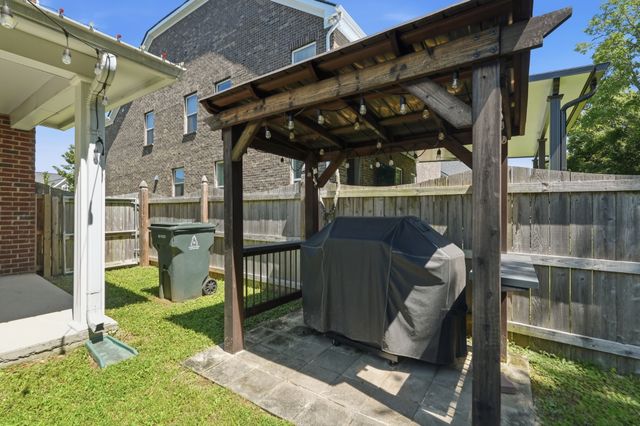 214 Campbell Cir, Mount Juliet, TN 37122