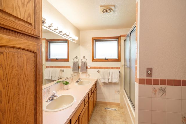 7804 N Madison Ct, Spokane, WA 99208