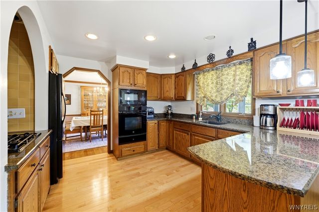 14 Waxwing Lane, Amherst, NY 14051