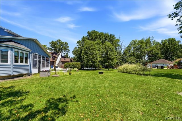 14 Waxwing Lane, Amherst, NY 14051