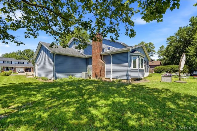 14 Waxwing Lane, Amherst, NY 14051