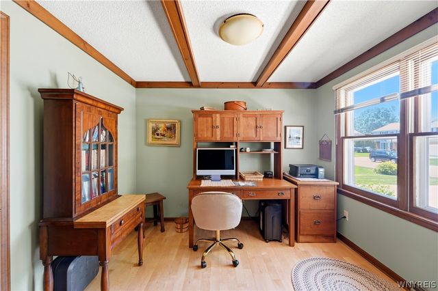 14 Waxwing Lane, Amherst, NY 14051