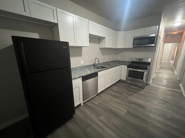 6215 S Greenwood Avenue 1S, Chicago, IL 60637
