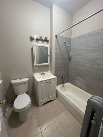 6215 S Greenwood Avenue 1S, Chicago, IL 60637