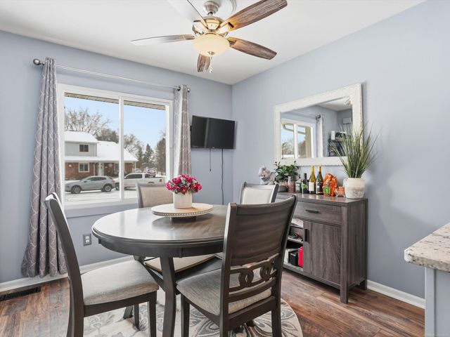 46723 Shelby Court, Shelby Twp, MI 48317