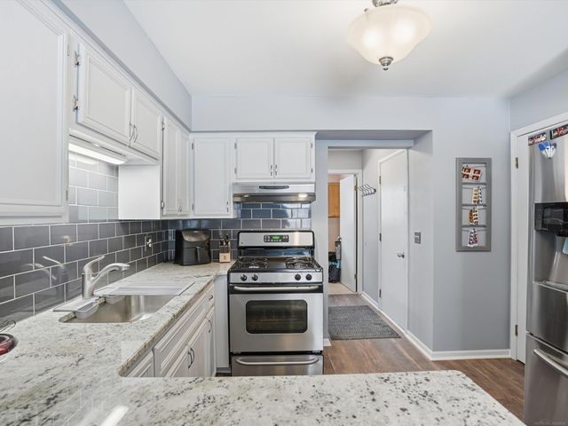 46723 Shelby Court, Shelby Twp, MI 48317