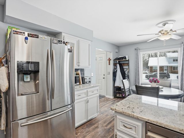 46723 Shelby Court, Shelby Twp, MI 48317