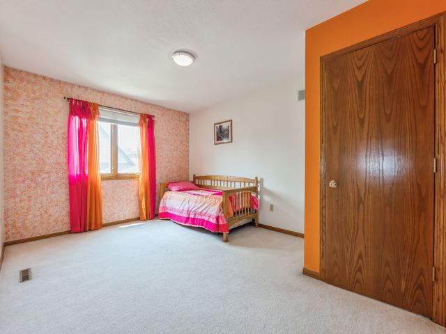 609 4th Avenue NW, Altoona, IA 50009