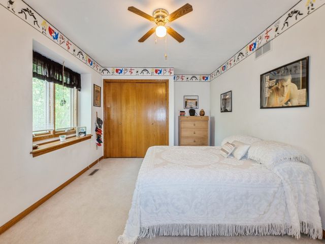 609 4th Avenue NW, Altoona, IA 50009