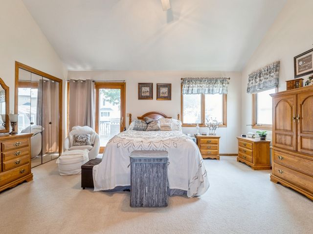 609 4th Avenue NW, Altoona, IA 50009
