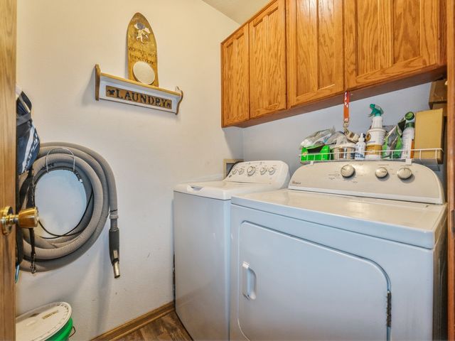 609 4th Avenue NW, Altoona, IA 50009