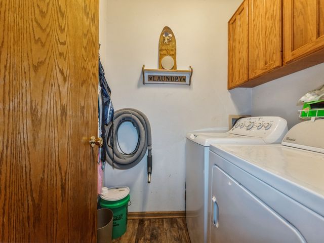 609 4th Avenue NW, Altoona, IA 50009