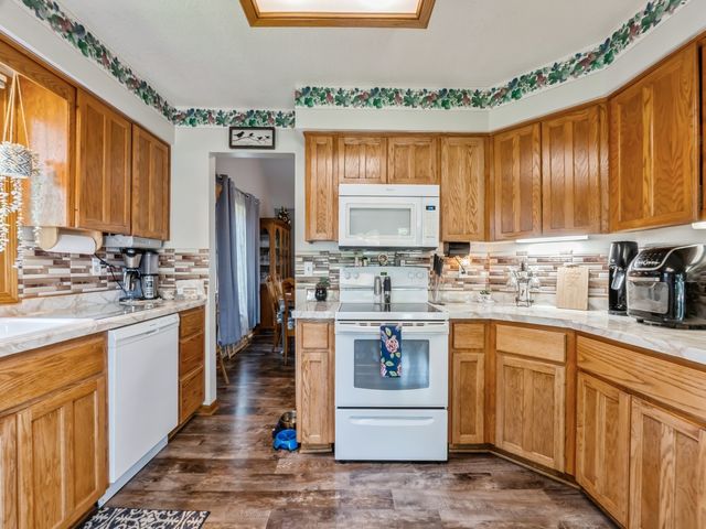 609 4th Avenue NW, Altoona, IA 50009