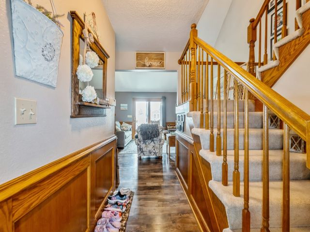 609 4th Avenue NW, Altoona, IA 50009