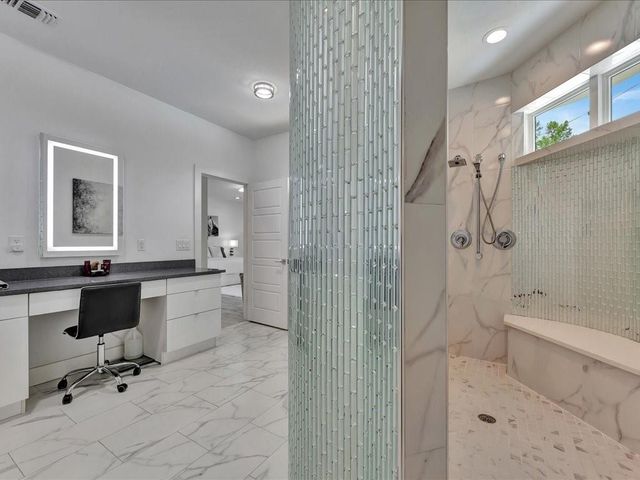 129 White Oak Loop, Lufkin, TX 75901