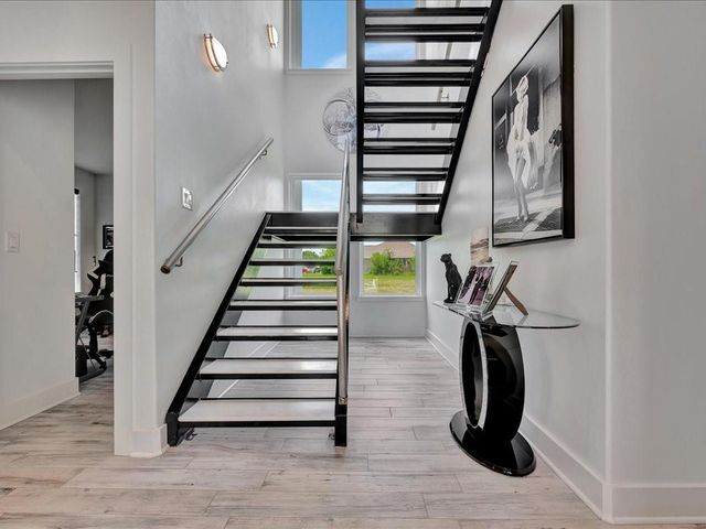 129 White Oak Loop, Lufkin, TX 75901