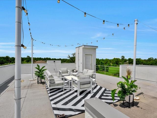 129 White Oak Loop, Lufkin, TX 75901