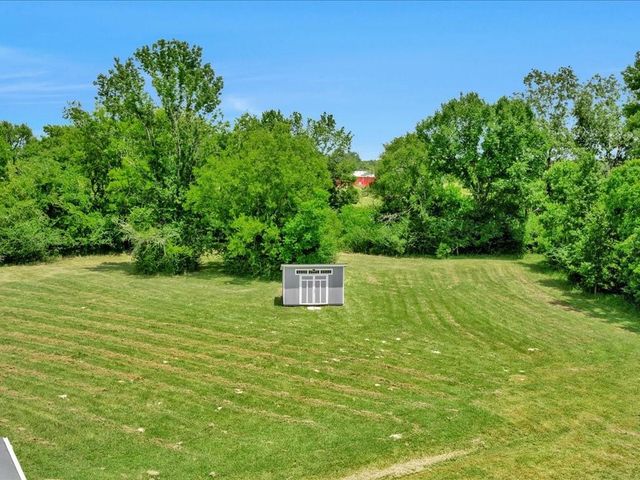 129 White Oak Loop, Lufkin, TX 75901