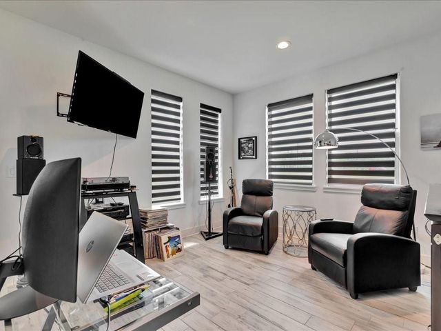 129 White Oak Loop, Lufkin, TX 75901