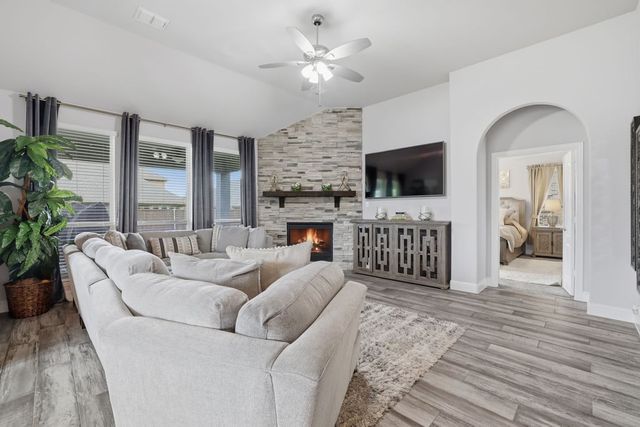 1720 Benny Lane, Little Elm, TX 75068