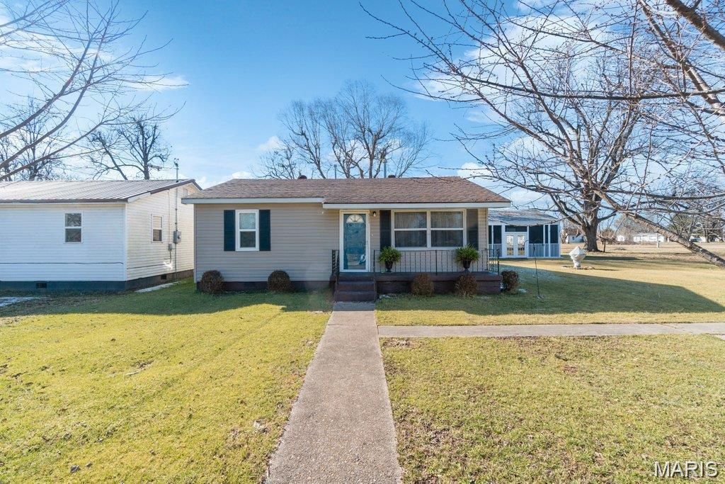 511 Dixie Street, Parma, MO 63870