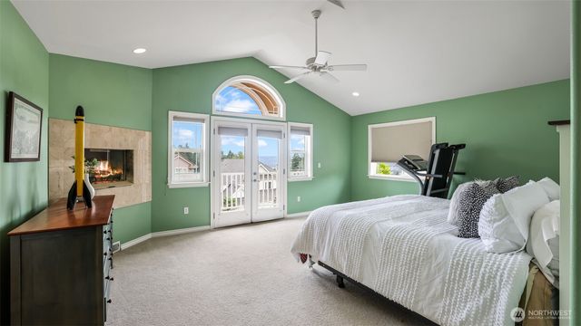 1002 U Street NW, Auburn, WA 98001