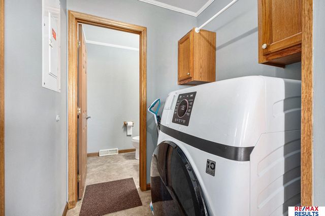 1054 Hillcrest Drive, Fremont, NE 68025