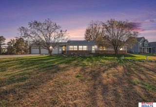 1054 Hillcrest Drive, Fremont, NE 68025