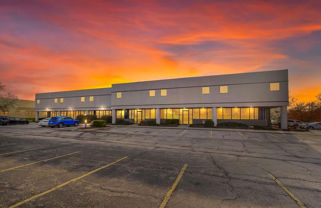 12651 Hemlock Street, Overland Park, KS 66213