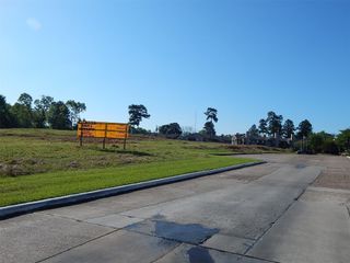 1500 W Church St, Livingston, TX 77351