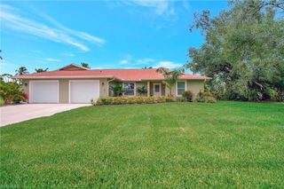 787 Overriver DR, North Fort Myers, FL 33903