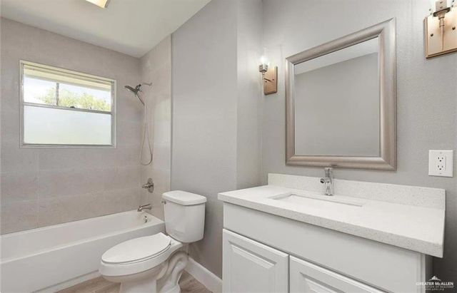 806 Walnut Avenue, Mcallen, TX 78501