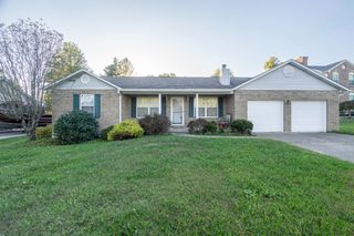 10449 Travis Street, Walton, KY 41094
