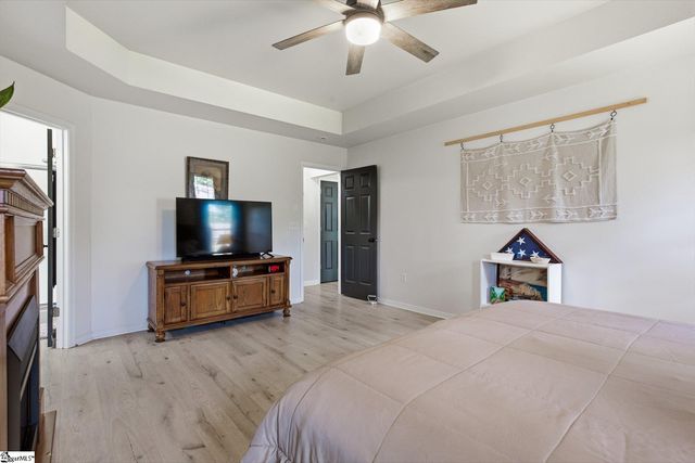3 N Orchard Farms Avenue, Simpsonville, SC 29681