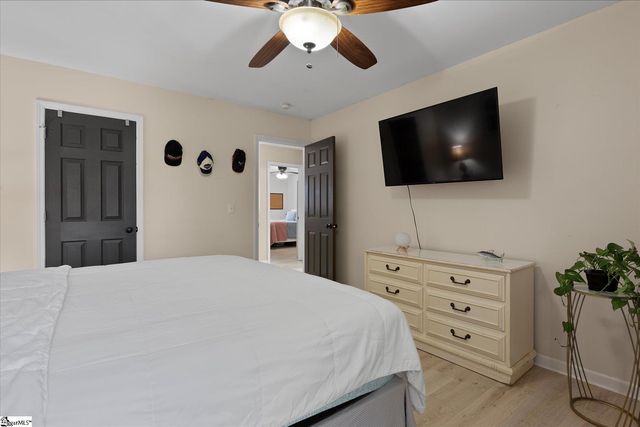 3 N Orchard Farms Avenue, Simpsonville, SC 29681