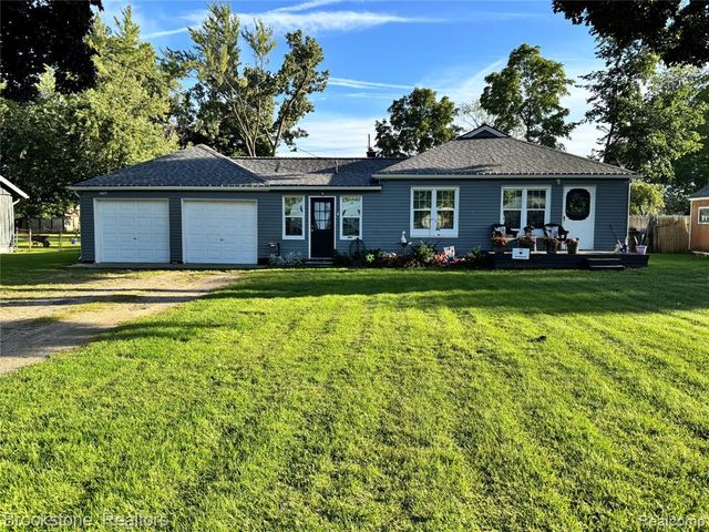 5763 Graves Street, Waterford, MI 48327