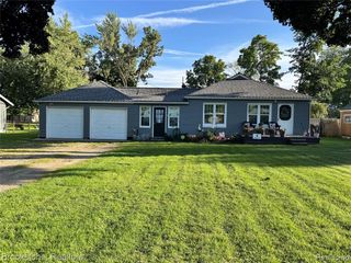 5763 Graves Street, Waterford, MI 48327