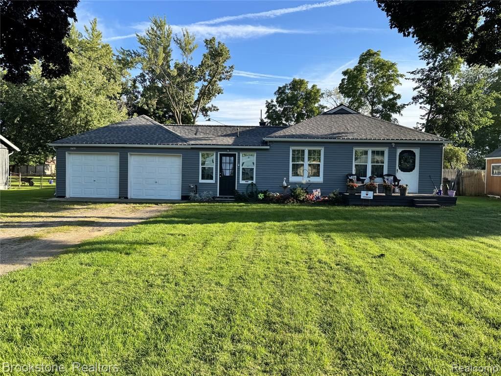5763 Graves Street, Waterford, MI 48327