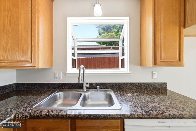 3809 Floral Dr, North Highlands, CA 95660
