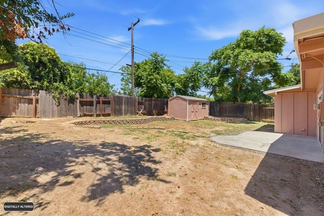 3809 Floral Dr, North Highlands, CA 95660