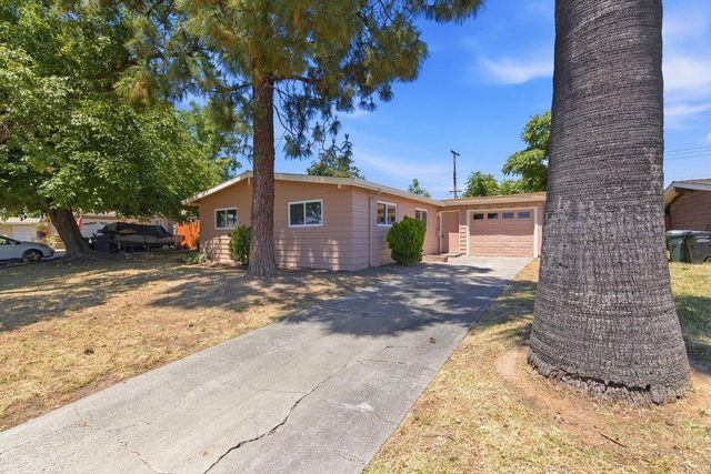 3809 Floral Dr, North Highlands, CA 95660