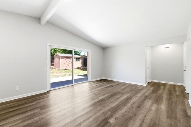 3809 Floral Dr, North Highlands, CA 95660