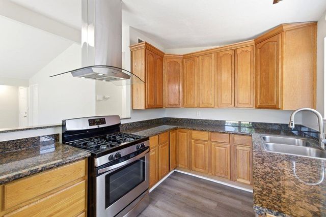 3809 Floral Dr, North Highlands, CA 95660