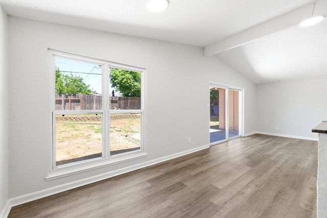 3809 Floral Dr, North Highlands, CA 95660