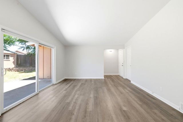 3809 Floral Dr, North Highlands, CA 95660