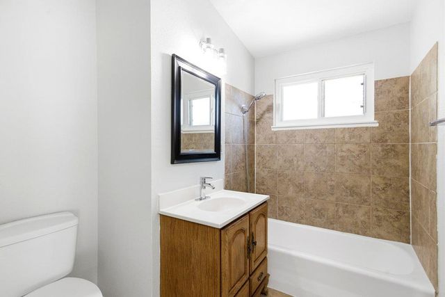 3809 Floral Dr, North Highlands, CA 95660
