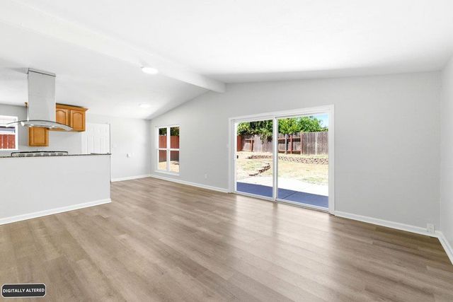 3809 Floral Dr, North Highlands, CA 95660