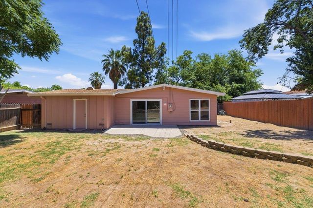 3809 Floral Dr, North Highlands, CA 95660