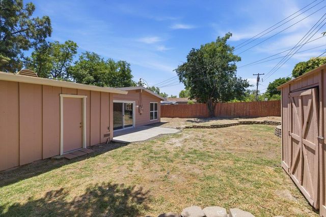 3809 Floral Dr, North Highlands, CA 95660