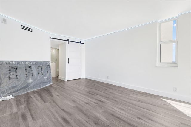 5420 N Ocean Drive 504, Singer Island, FL 33404